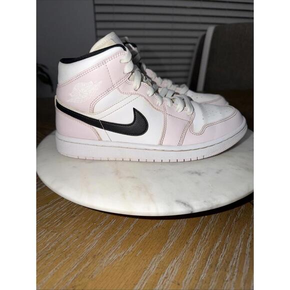 Nike Air Jordan 1 Mid Barely Rose Size 8.5W - Picture 3 of 7